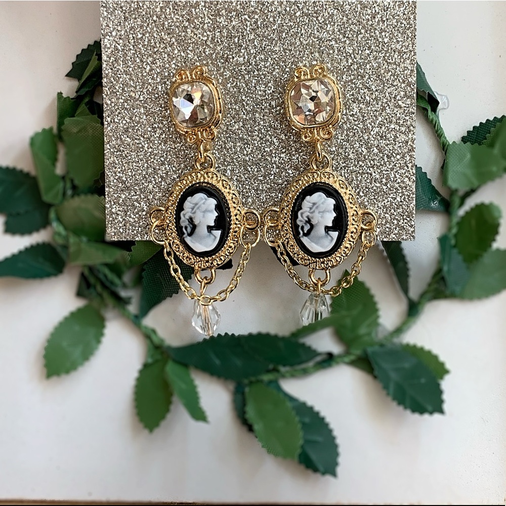 Gold “Vintage” Drop Earrings
